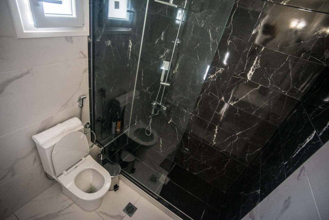 Diamond Lux Apartment ปาเลออน ซิฟลิคิออน ภายนอก รูปภาพ
