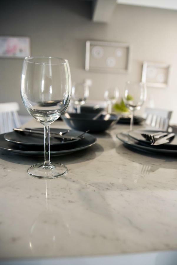 Diamond Lux Apartment ปาเลออน ซิฟลิคิออน ภายนอก รูปภาพ