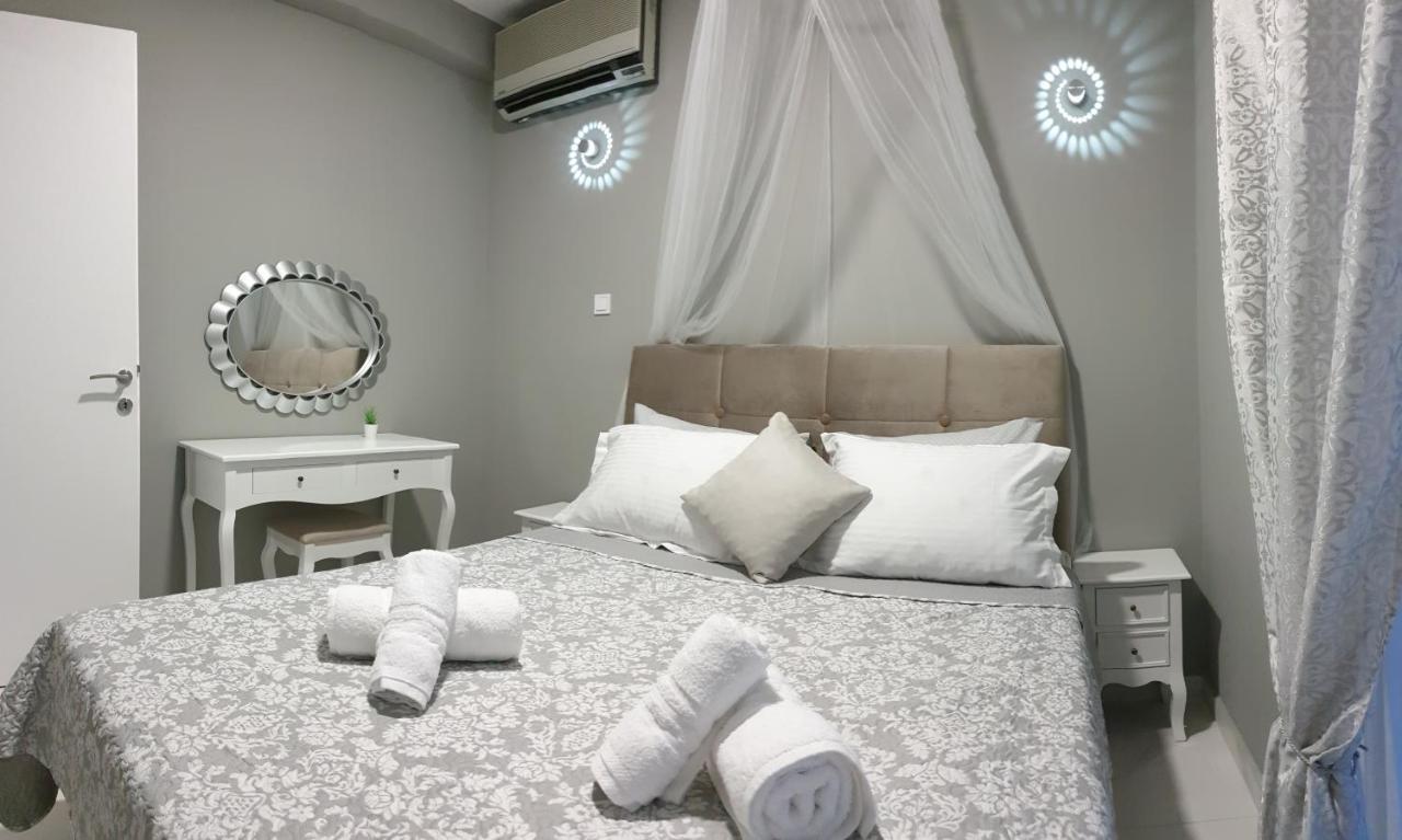 Diamond Lux Apartment ปาเลออน ซิฟลิคิออน ภายนอก รูปภาพ